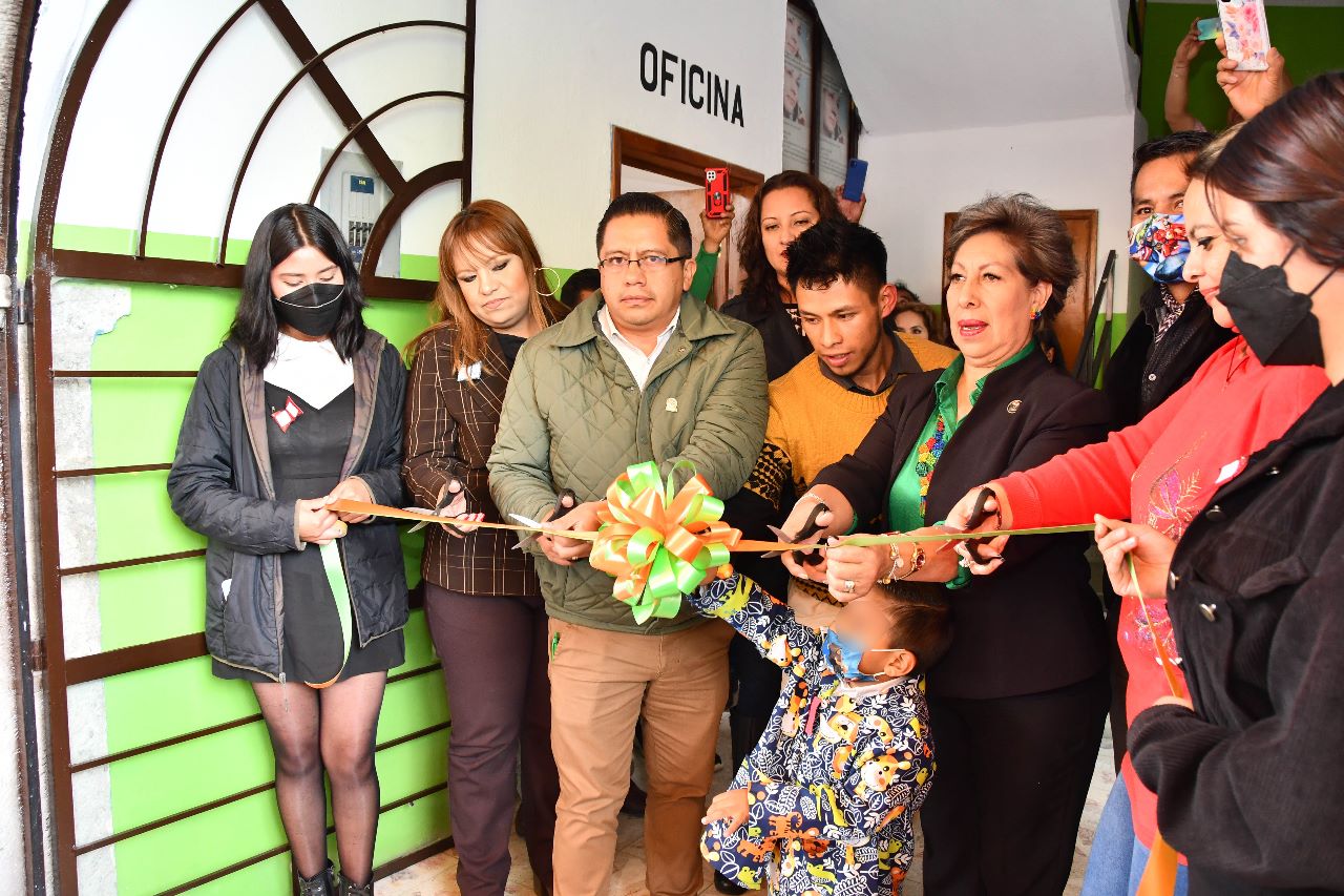 Inauguran autoridades estatales y municipales la biblioteca ‘Octavio González Ramírez’ en Huamantla