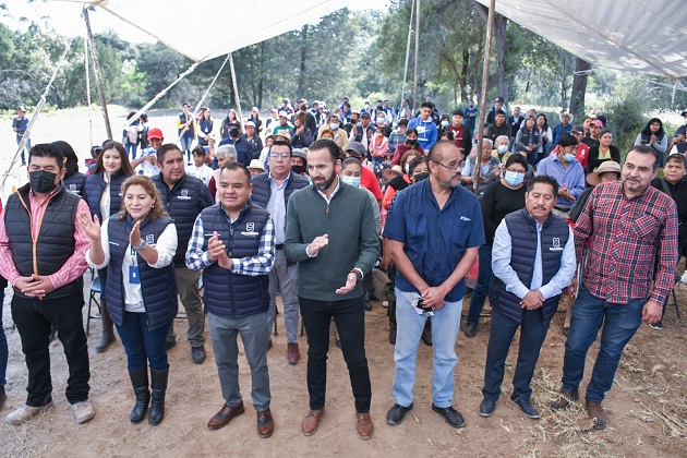 Avanza gobierno de Apetatitlán en trámites para perforación de pozo en Tepetomatitlán
