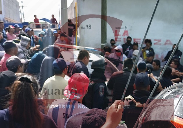 Rescatan a un aparente ladrón de ser linchado, en Nopalucan