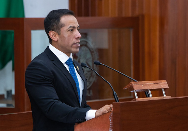 Capacitación a docentes y alumnos para prevenir bullying, propone Diputado Bladimir Zainos Flores