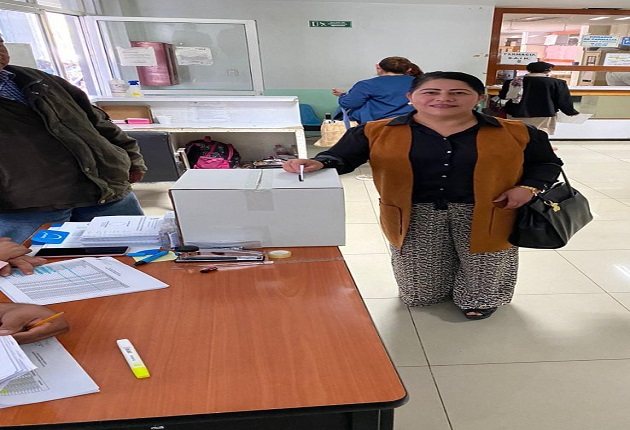 Emite Águila Lima voto para nuevo Comité Ejecutivo Nacional del SNTSA