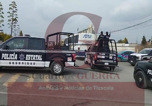 Aseguran a 50 indocumentados que se trasladaban en un ATAH, en Yauhquemehcan
