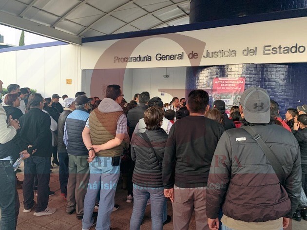 Estalla protesta de sindicalizados del 7 de Mayo por detención de una agremiada