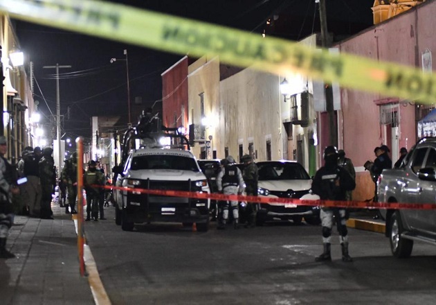 Aplican protocolos de seguridad ante paquete sospechoso en el centro de Huamantla