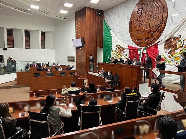 Designa Congreso a Carlos Jonathan Pérez como nuevo integrante del Comité de Participación Ciudadana