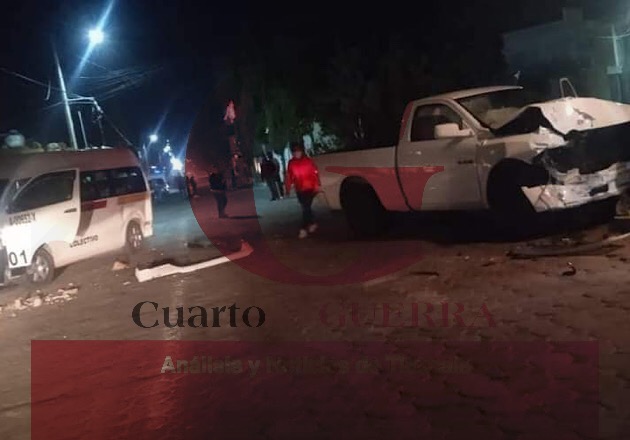 Pareja de ebrios provoca un accidente contra unidad de transporte, en Tlaltelulco