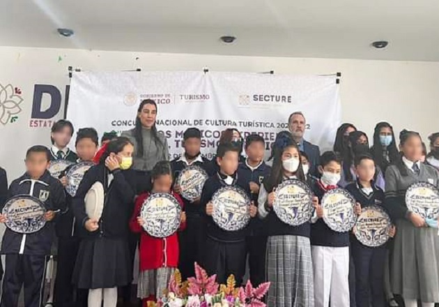 Premia Sectur a huamantlecos participantes en el Concurso Nacional de Cultura Turística 2022