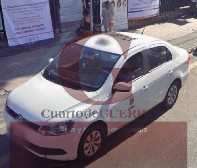 Falsos pasajeros roban taxi y dejan golpeado al conductor, en Panotla