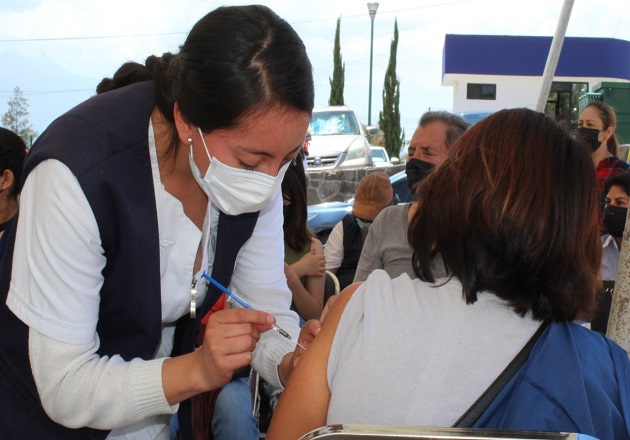Ofrecerán vacunas contra Covid-19 e Influenza en centro comercial Galerías Tlaxcala