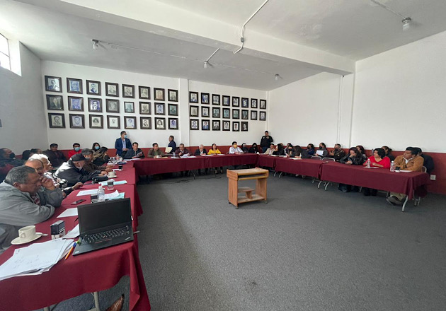 Cabildo de Chiautempan toma protesta a nuevas autoridades electas de comunidad