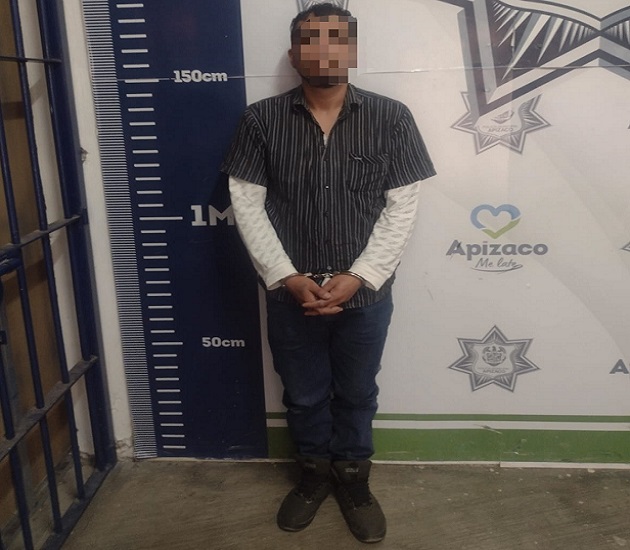 Policía de Apizaco asegura a sujeto que cuenta con orden de aprehensión
