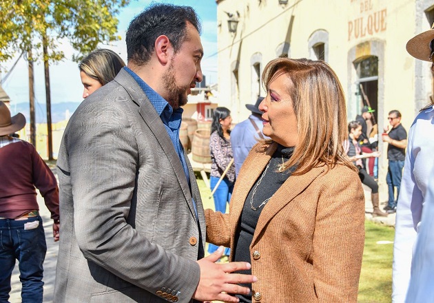Atestigua Santos Cedillo inauguración del Museo del Pulque en Huamantla