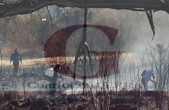 Fuerte incendio en cerros de Panotla  moviliza a cuerpos de emergencia