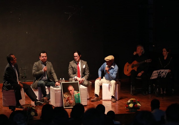 Celebran el 71 aniversario del Natalicio de 'El Pana' en Apizaco