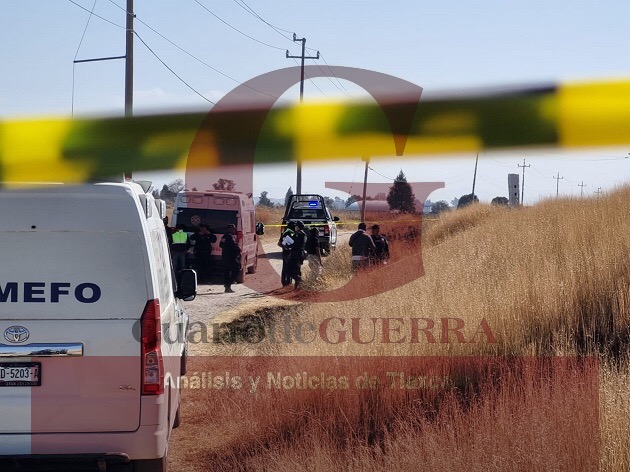 Hallan con posibles huellas de violencia a un hombre sin vida, en Ayometla