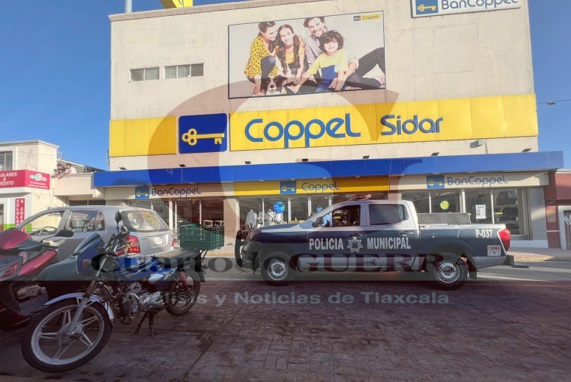 Detienen en Puebla a trío que asaltó una tienda Coppel en San Pablo del Monte