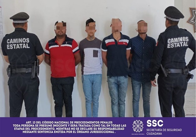 En Apizaco, detienen a cuatro en posesión de una réplica de arma de fuego