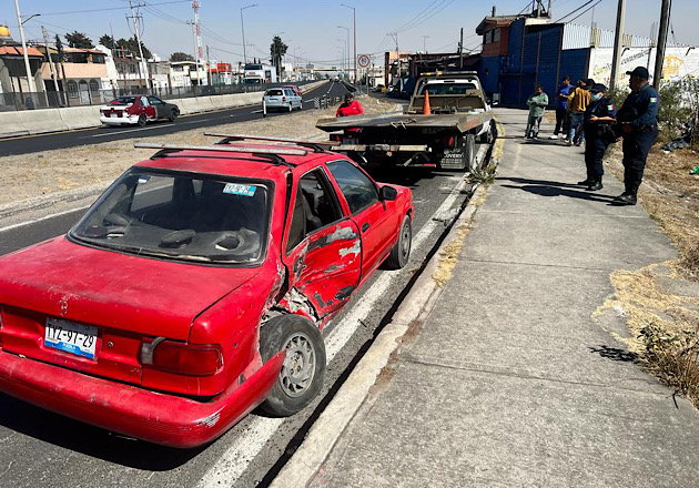 Atiende Dirección de Seguridad Pública de Huamantla accidente vehicular en el Libramiento Oriente