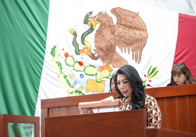 Aprueba LXIV Legislatura emisión de convocatoria para reconocer labor docente frente a grupo por más de 50 años