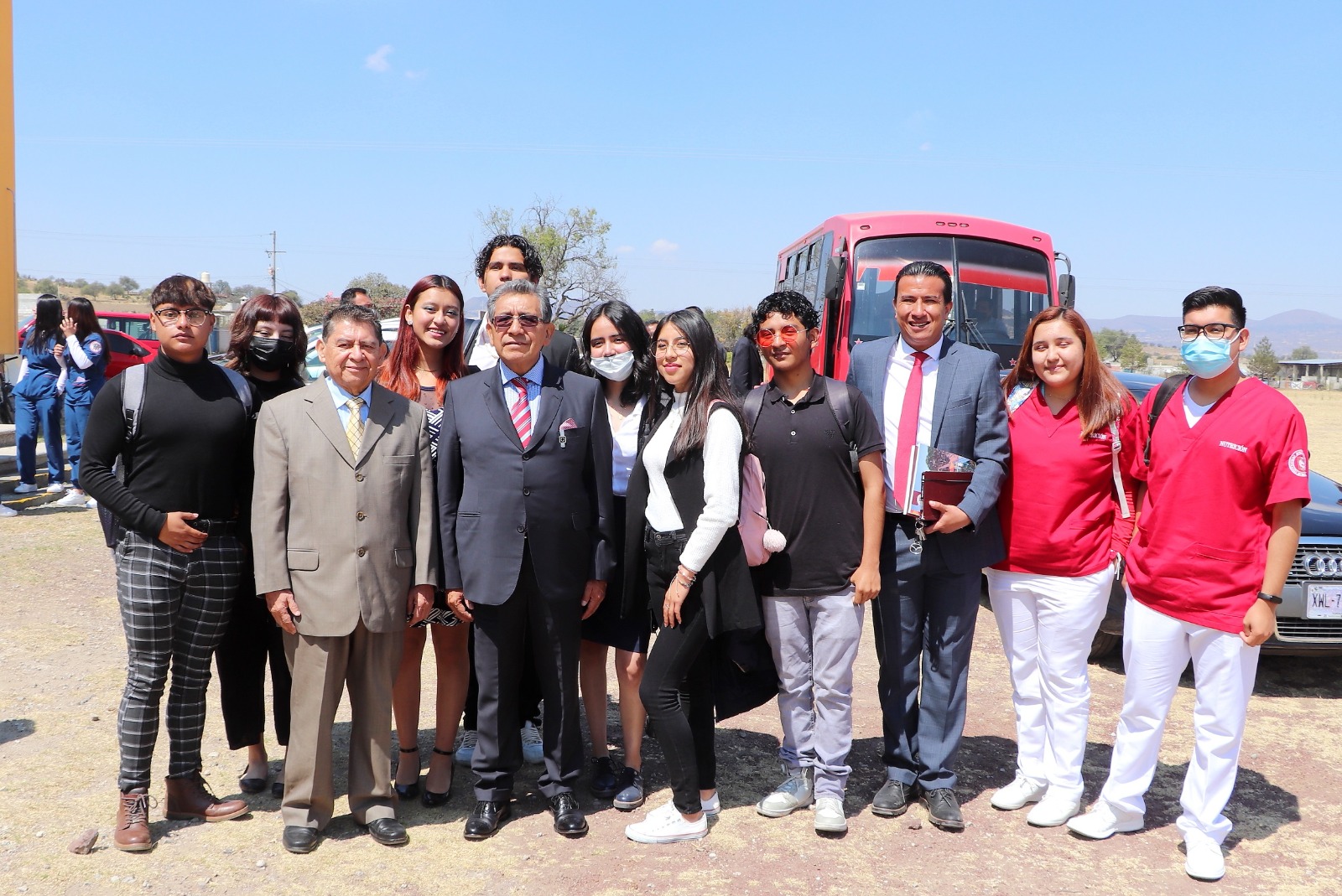 Inicia Rector de la UATx glosas de su informe de actividades