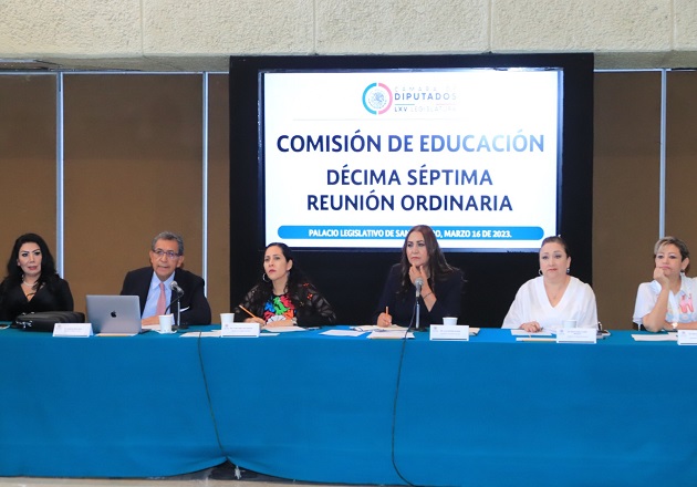 Propone UATx capacidad de saberes y académicas para la excelencia educativa