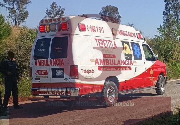 Por una cartera y un celular lo balean y abandonan en terrenos de labor, en Tepetitla
