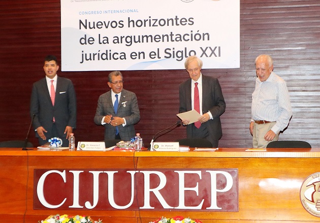 La argumentación jurídica, instrumentos de transformación social: Manuel Atienza