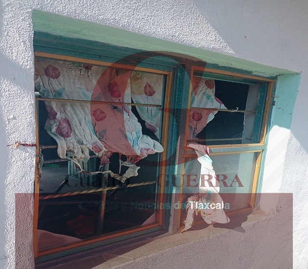 Fuerte flamazo deja gravemente lesionada a una mujer, en Benito Juárez