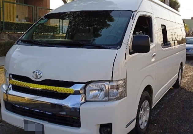 A disposición de PGJE camioneta con alteraciones en número de serie y de motor