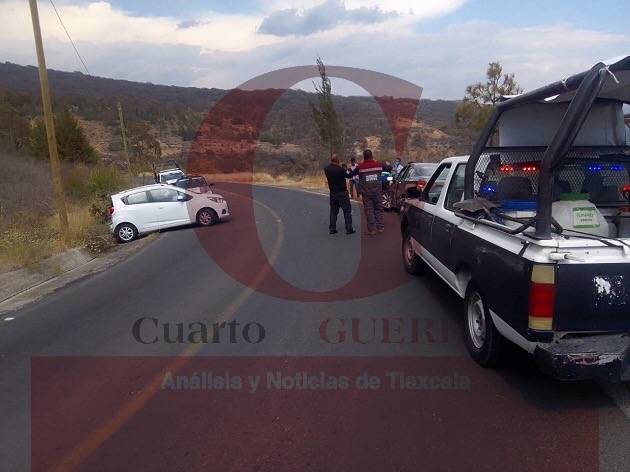 Deja dos lesionados choque en ‘Las Antenas’, en Temetzontla, Panotla