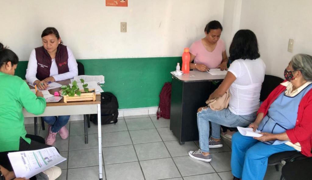 Promueve Ayuntamiento de Tlaxcala entrega de paquetes de Programa de Apoyo a Economía Familiar de la SIA