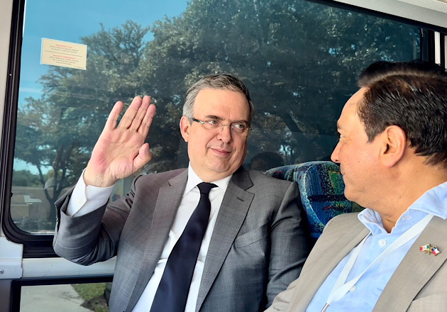 Comparte Marcelo Ebrard con Jorge Corichi estrategia de seguridad exitosa