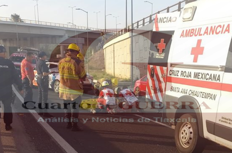 Sujeto salta de puente en 'El Molinito' para evadir a la policía