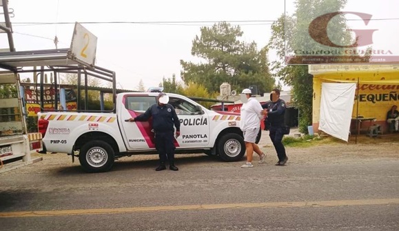 Recuperan vehículo con reporte de robo, en Panotla; hay dos asegurados