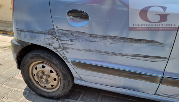 Se busca conductor de transporte público por provocar choque, en Santa Inés Tecuexcomac