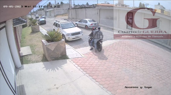 Par de motociclistas roban 300 mil pesos a cuentahabiente, en Santa Cruz Tlaxcala