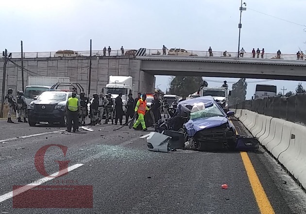 Fuerte accidente deja al menos tres lesionados, en Yauhquemehcan