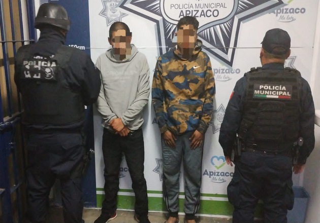 Frustra Policía de Apizaco asalto a transeúnte: dos sujetos fueron detenidos