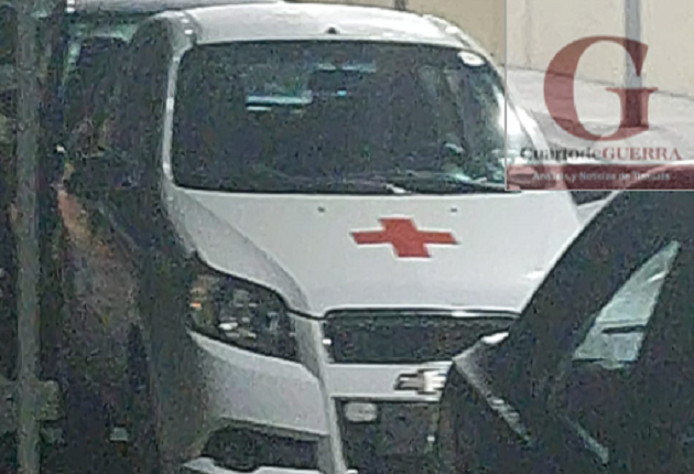 Funcionarios de Cruz Roja de Tlaxcala utilizan vehículo oficial para irse de antro