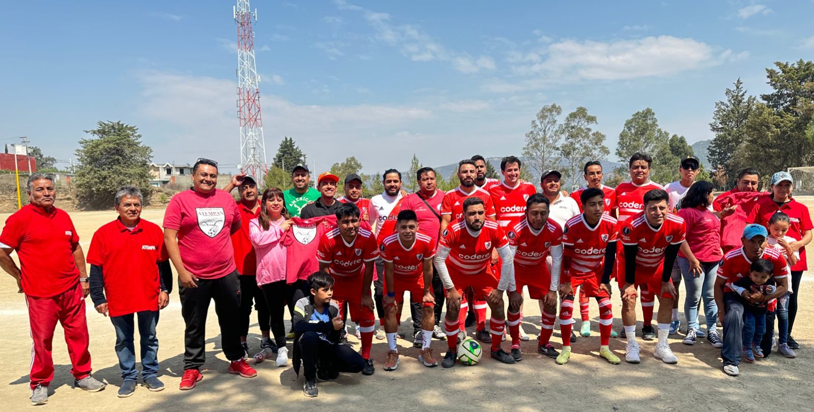 Apoya Gabriela Brito a jóvenes deportistas de la capital tlaxcalteca