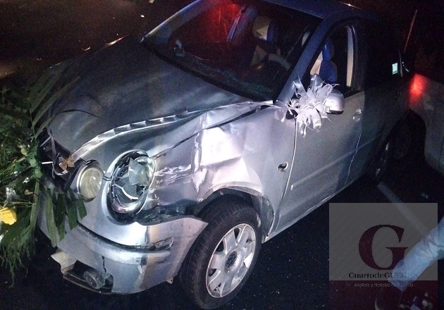 Ebrio conductor atropella a mujer y choca contra vehículos, en Totolac