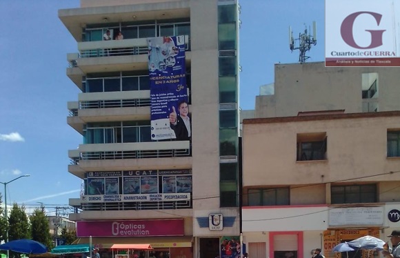 Egresados de Universidad Colegio Americano de Tlaxcala, en espera de su título tras casi tres años
