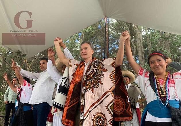 Se reúne Manuel Velasco con simpatizantes en Tlaxcala; busca apoyo para proceso interno de Morena