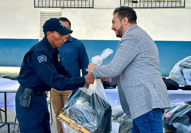 Los policías municipales son fundamentales para mantener el orden en Huamantla: Salvador Santos Cedillo