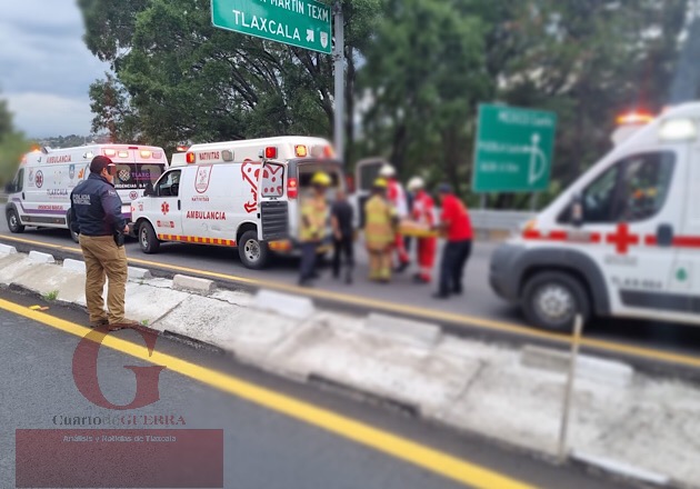 Suman tres las personas que perdieron la vida por volcadura en la Tlaxcala-Apizaco