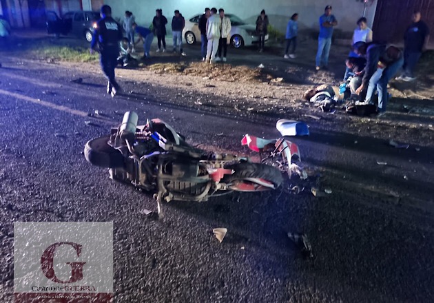 Par de motociclistas son atropellados y resultan heridos, en la federal Tlaxcala-Texmelucan