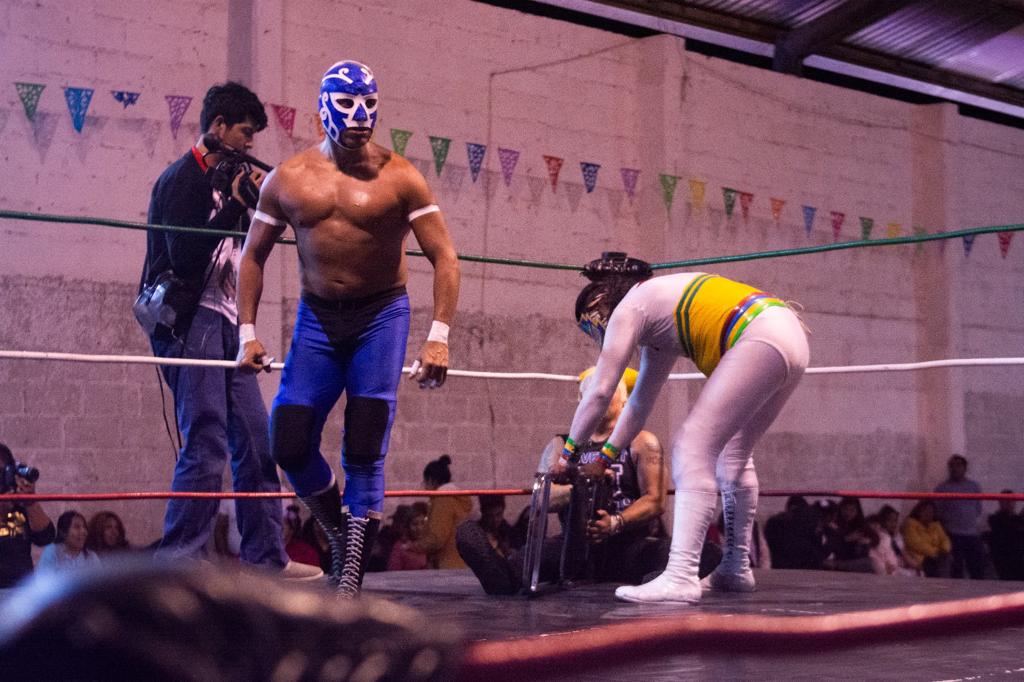 Fundación A favor de México y presidencia de comunidad de San Buenaventura Atempan realizan con éxito función de Lucha Libre Independiente