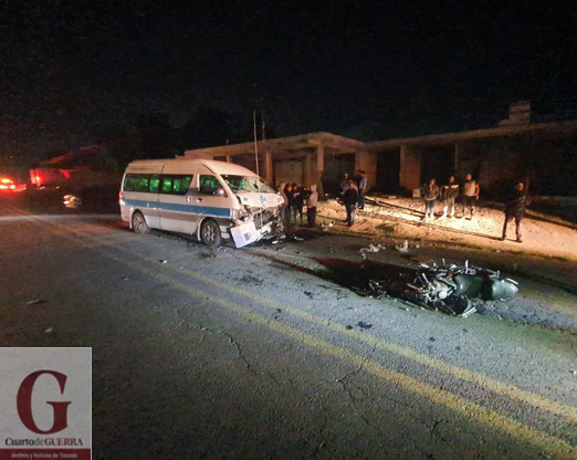 Choque entre unidad de transporte y motocicleta deja un lesionado, en la Apizaco-Atexcatzinco