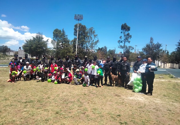 En Huamantla, educación vial para niños del curso de verano