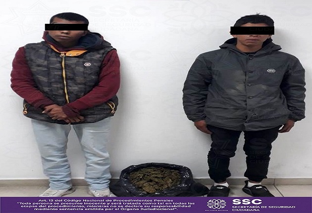 Asegura la Policía Estatal a dos presuntos narcomenudistas, en Tizatlán, Tlaxcala